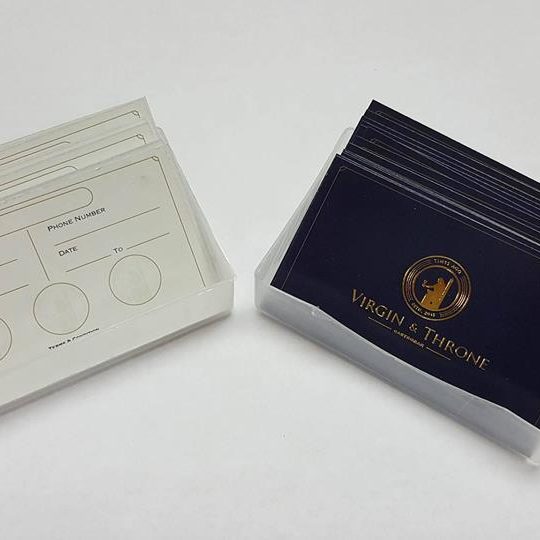 260 gsm art card name card with spot UV gold