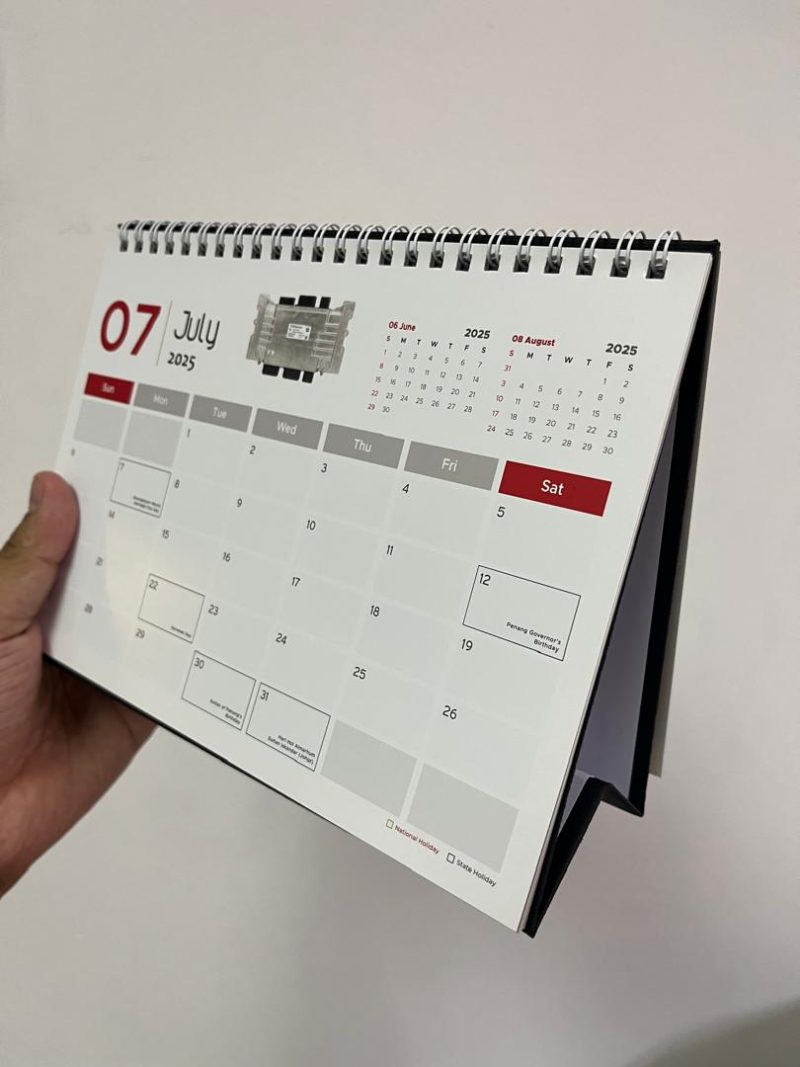 Desk Calendar - Image 4